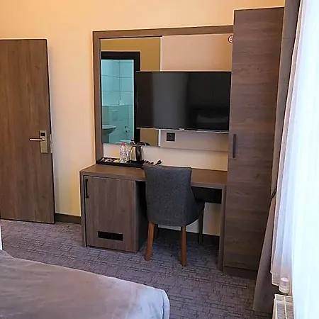 Muenden Отель *